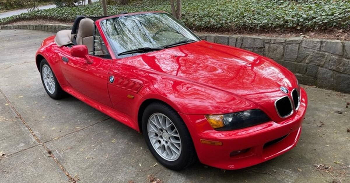 1999 BMW Z3 manual transmission with only 41,750 miles, no accidents
