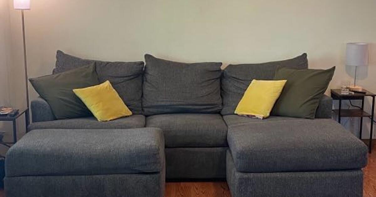 Broyhill Hartford Sofa w/convertible Chaise for 350 in Lacey, WA For