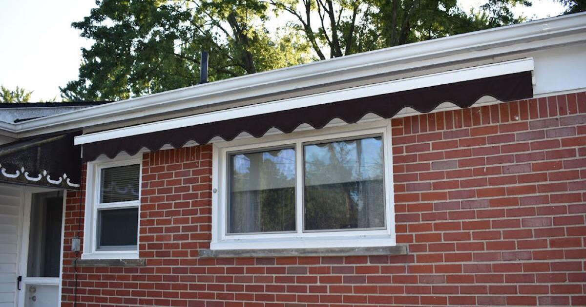 Motorized Retractable Awning for 550 in Farmington Hills, MI Finds