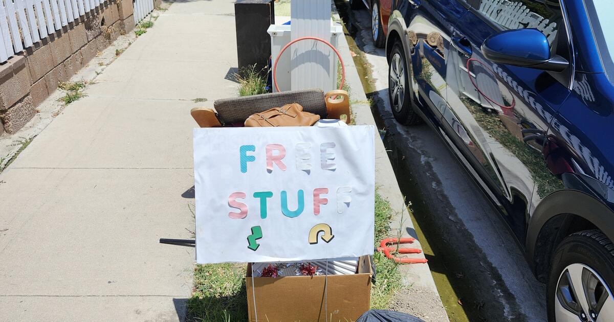 Curb Alert! Free Stuff! for Free in Simi Valley, CA | For Sale & Free ...