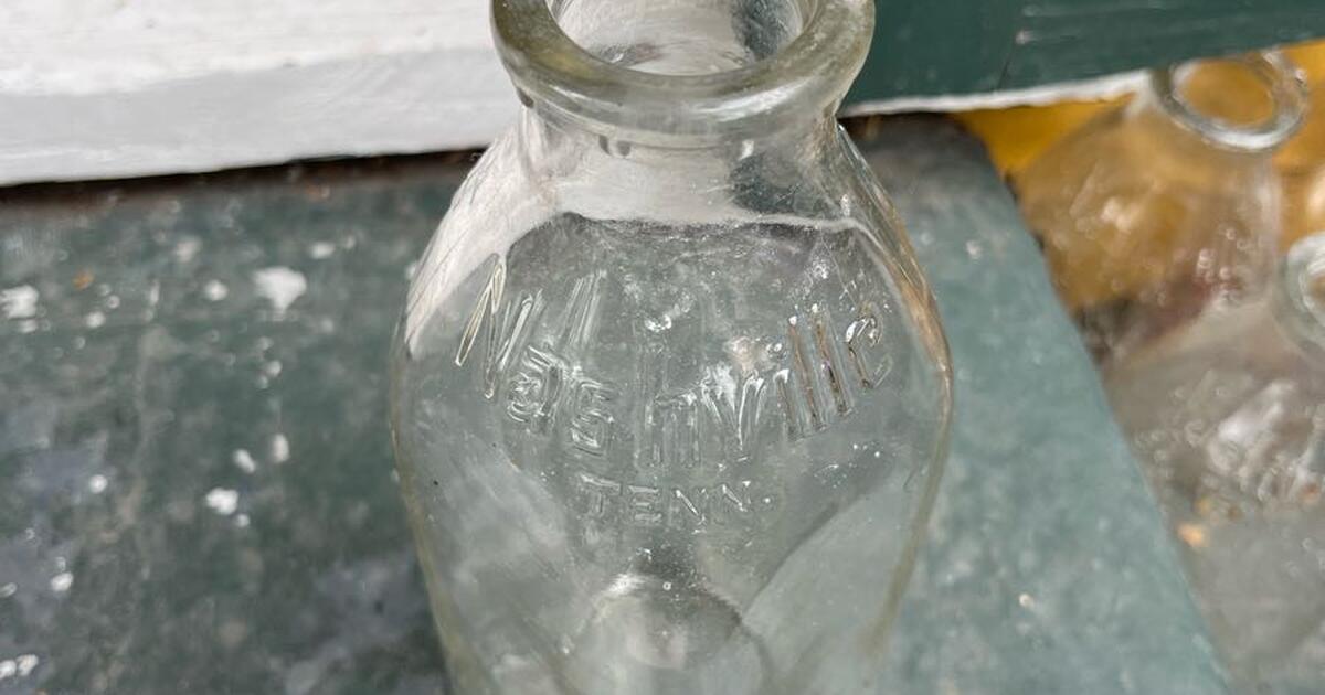Nashville, TN Milk for Health brand, quart size, milk bottles! for 30