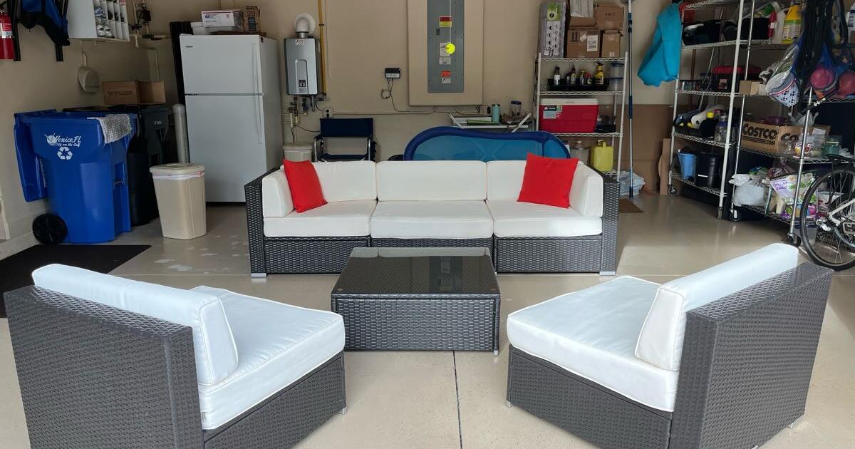 Lanai furniture for 250 in North Venice, FL Finds — Nextdoor