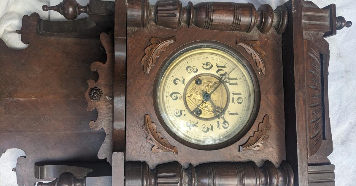 Free wall clock Needs Repair for Free in Raleigh, NC For Sale & Free