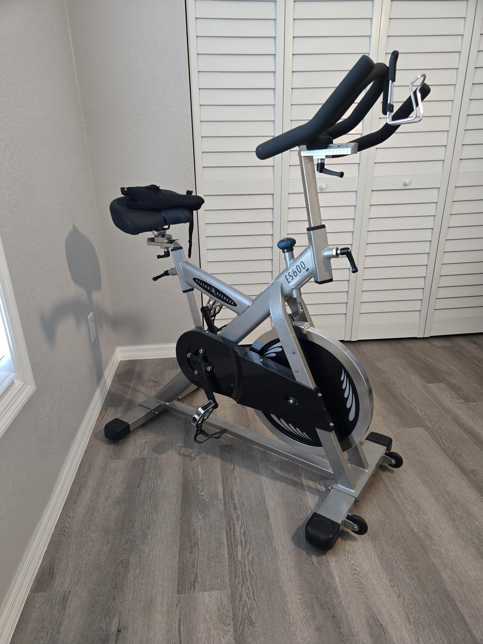 Vision fitness es600 spin bike sale