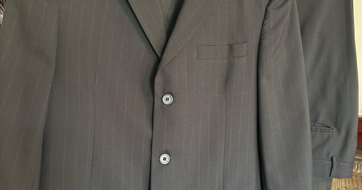 Men’s Suits - Jos A Banks - 42 regular, 32/32 pant. Barely worn. for ...