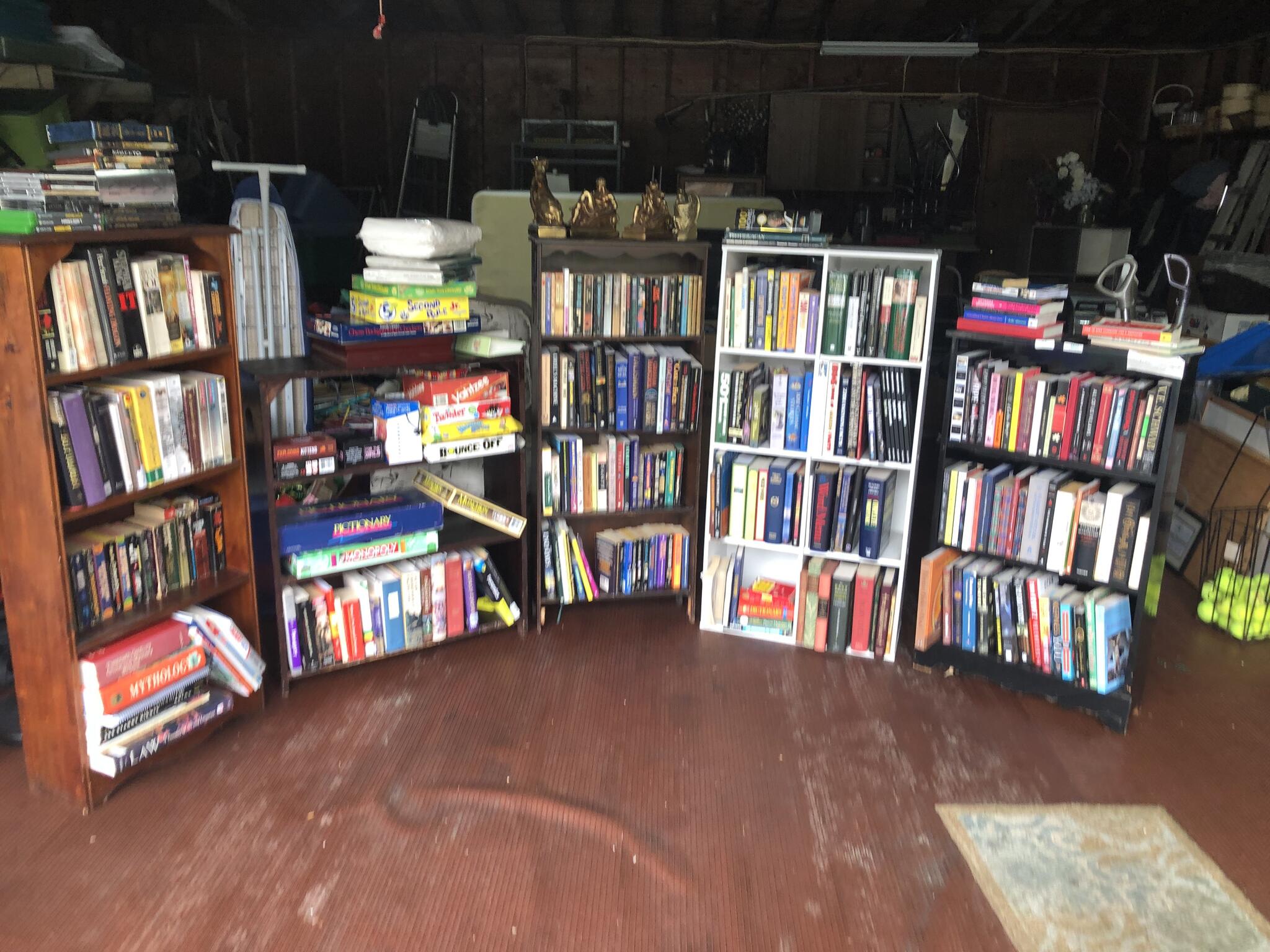 Books, bookcases for 1 in Rochester, NY For Sale & Free — Nextdoor