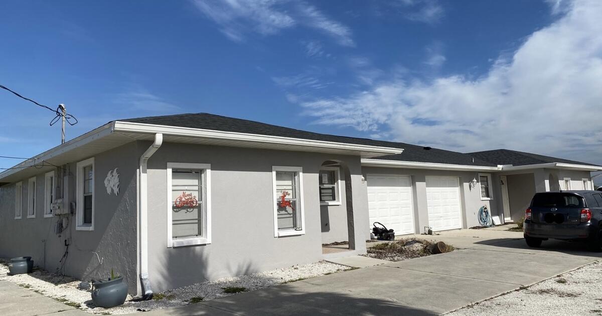 Furnished Duplex For Rent for 2000 in Rotonda West, FL For Sale