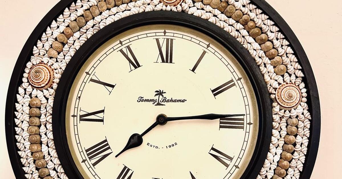 Tommy Bahama Shell wall clock for 25 in Redondo Beach CA For Sale Free Nextdoor