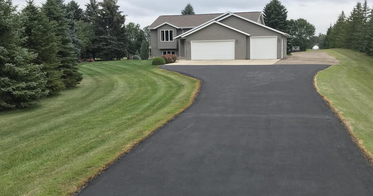 Rural Bismarck Home for sale 10541 Olive Lane for 584900 in Bismarck