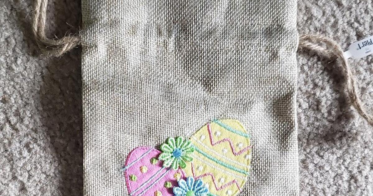 Beautiful Pier 1 Easter Sachet Treat Bag for 12 in Sacramento, CA