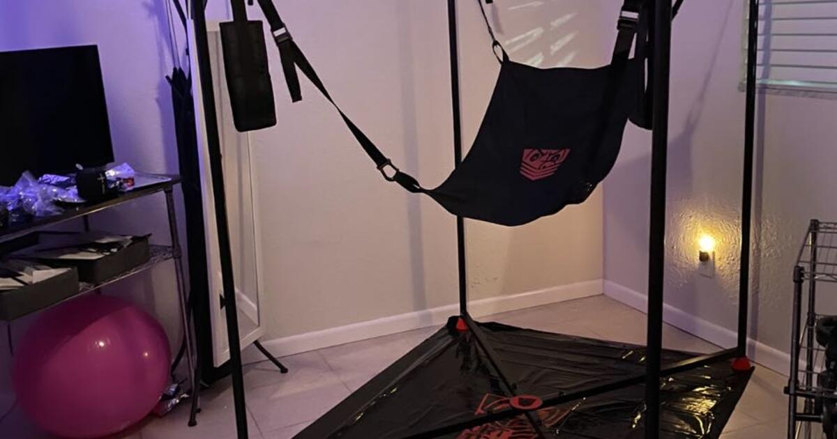 Sling for $550 in Fort Lauderdale, FL | For Sale & Free — Nextdoor