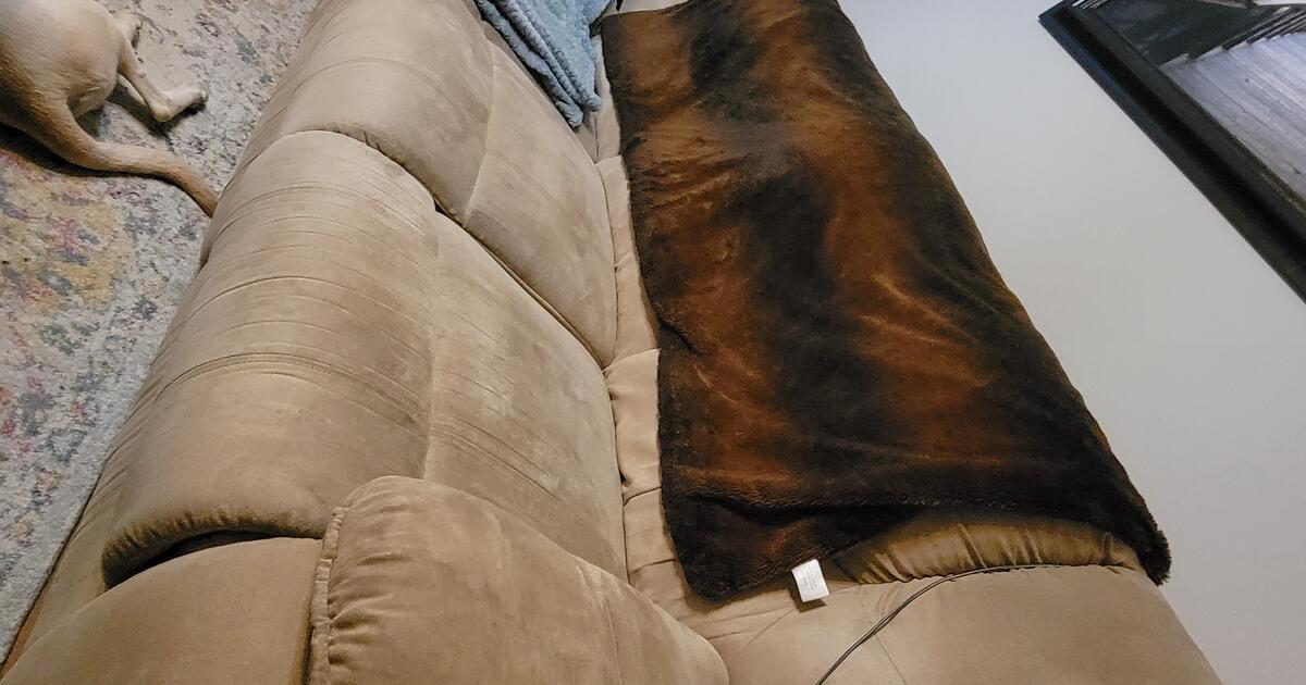 2 couches for 200 in Winston Salem, NC For Sale & Free — Nextdoor