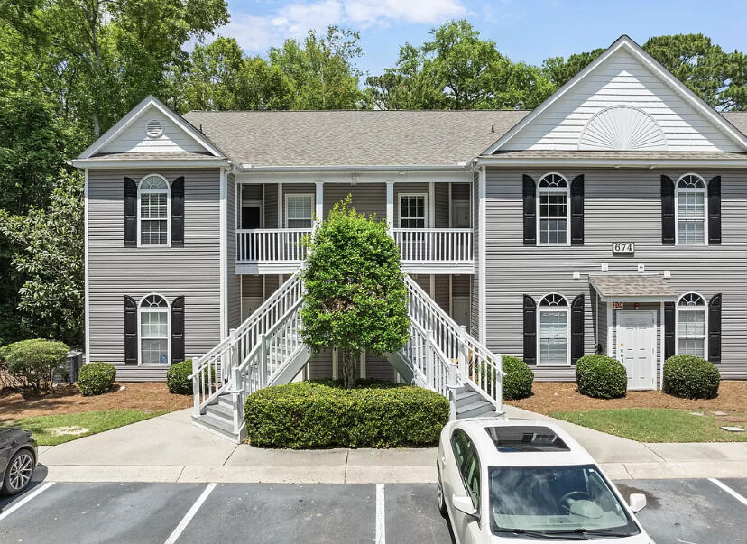 3 bed 2 bath FULLY FURNISHED condo for sale for 290000 in Pawleys