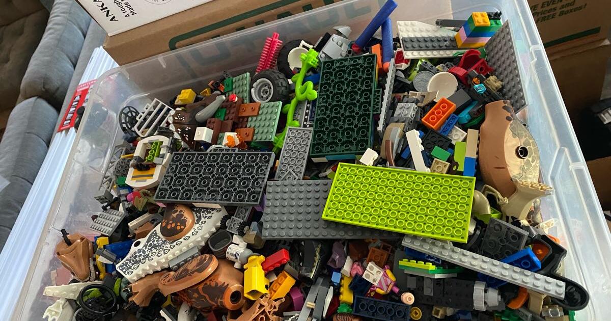 Random Lego pieces for Free in Englewood, CO | Finds — Nextdoor