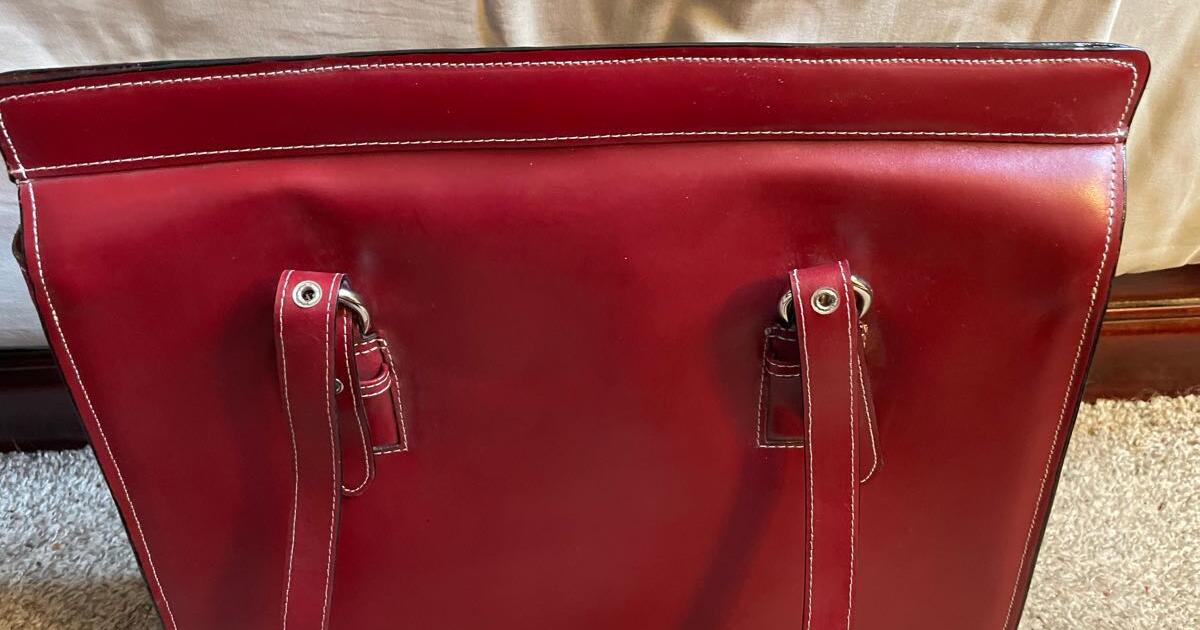 Woman s handbag and laptop briefcase for 50 in west chicago il for