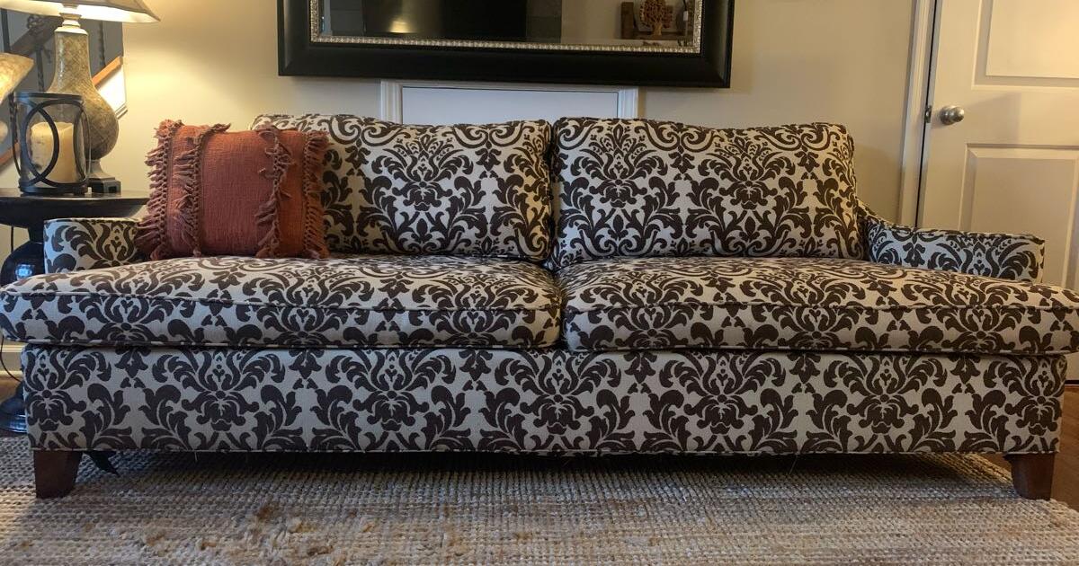Norwalk couch for Free in Lexington, KY For Sale & Free — Nextdoor