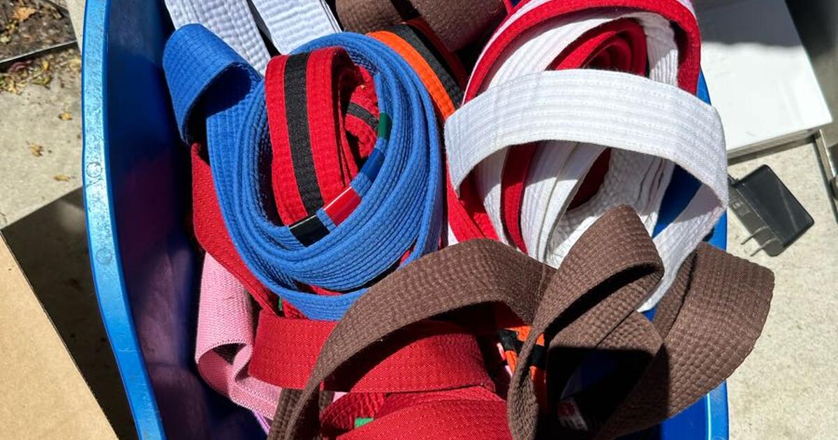 Free items for Free in Glenview, IL For Sale & Free — Nextdoor