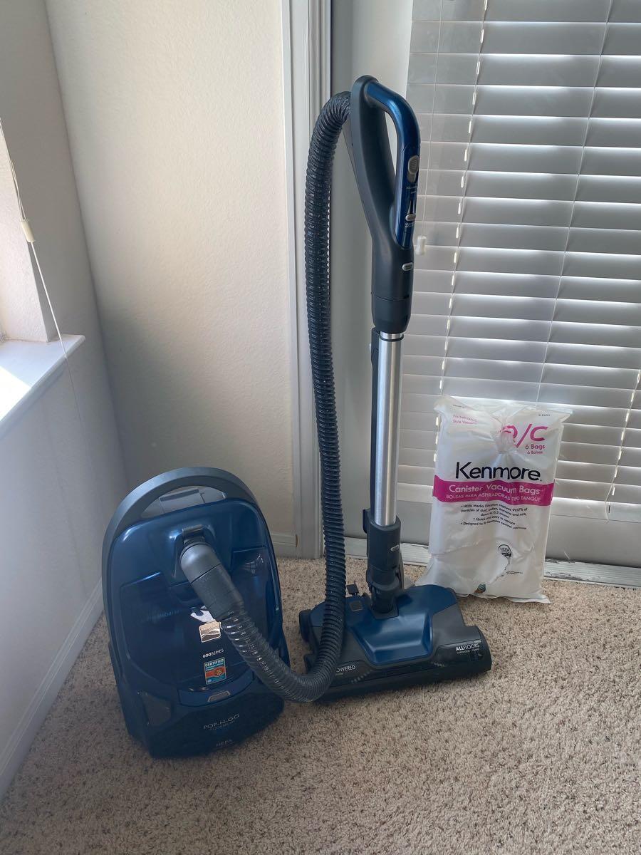 Kenmore Canister Vacuum Cleaner for 100 in Hickory Creek, TX For