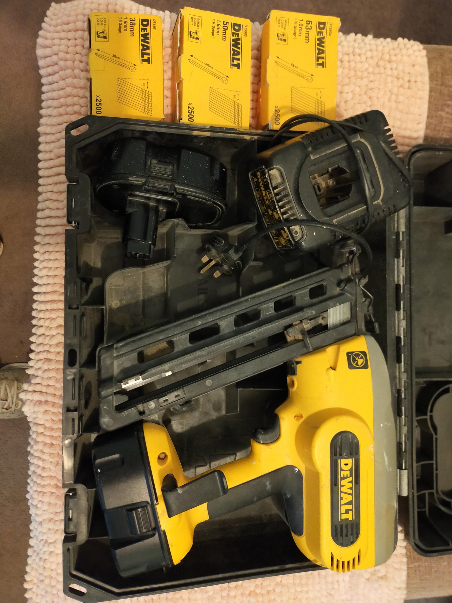 Dewalt 2nd Fix Nailer Review: Is it Worth the Investment? - YouTube