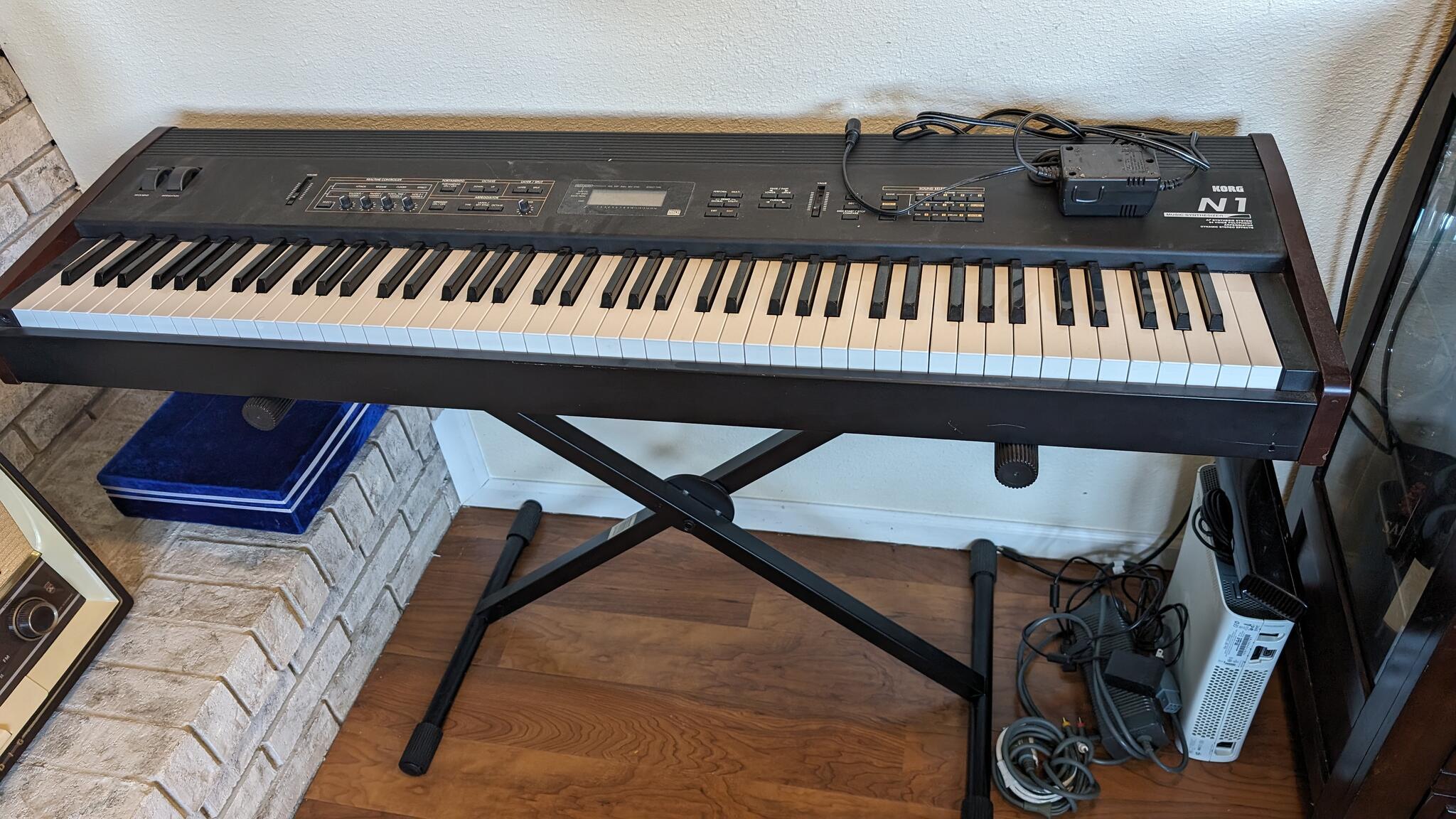 N1 (88 keys synthesizer) for Free in Centennial, CO For Sale
