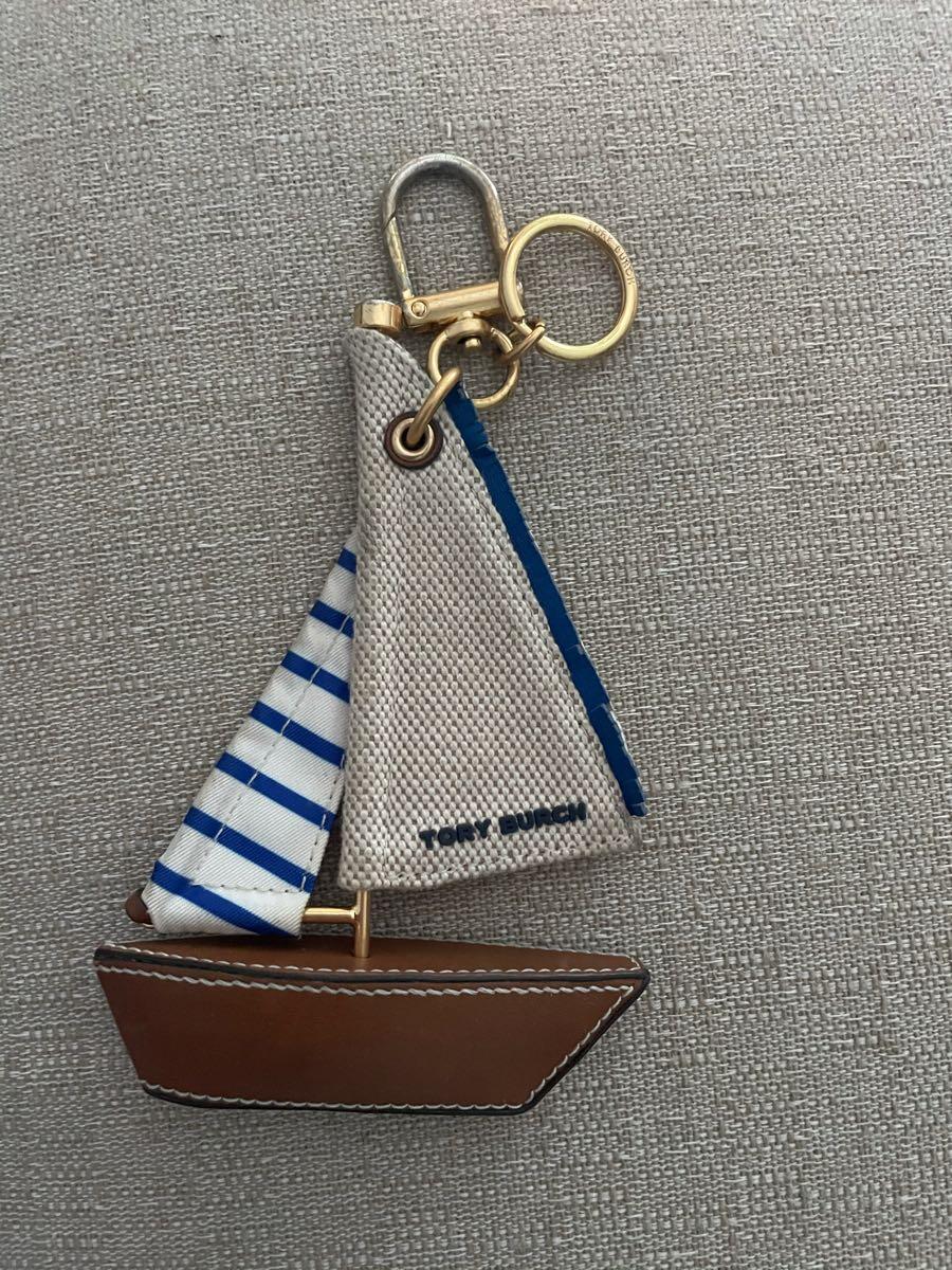 Tory Burch Sailboat keychain for $55 in Washington, DC | Finds — Nextdoor