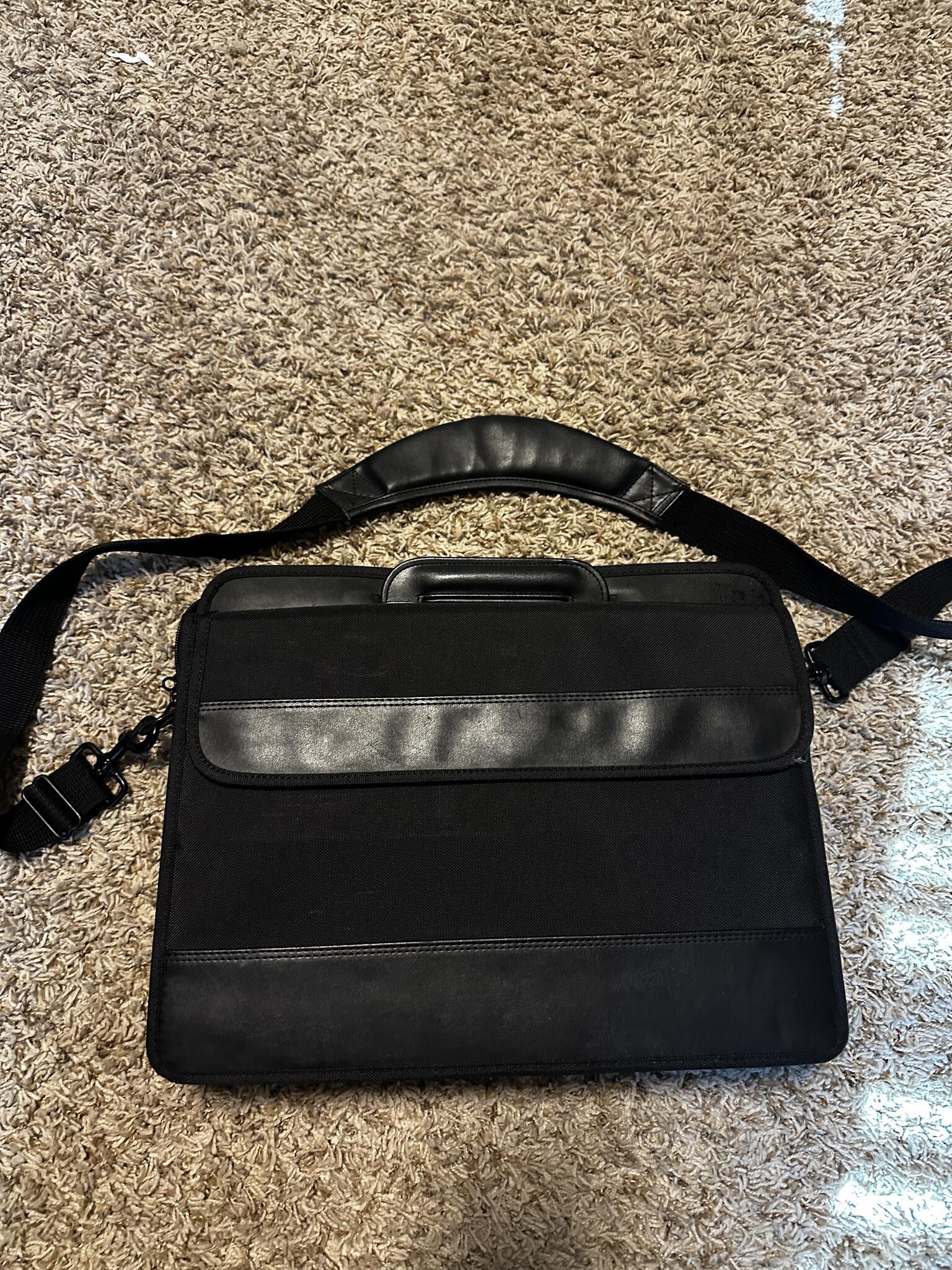 Black Laptop Bags