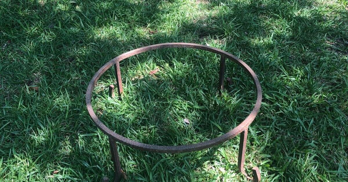 Heavy Iron Olive Jar Stand for 20 in Baton Rouge, LA Finds — Nextdoor