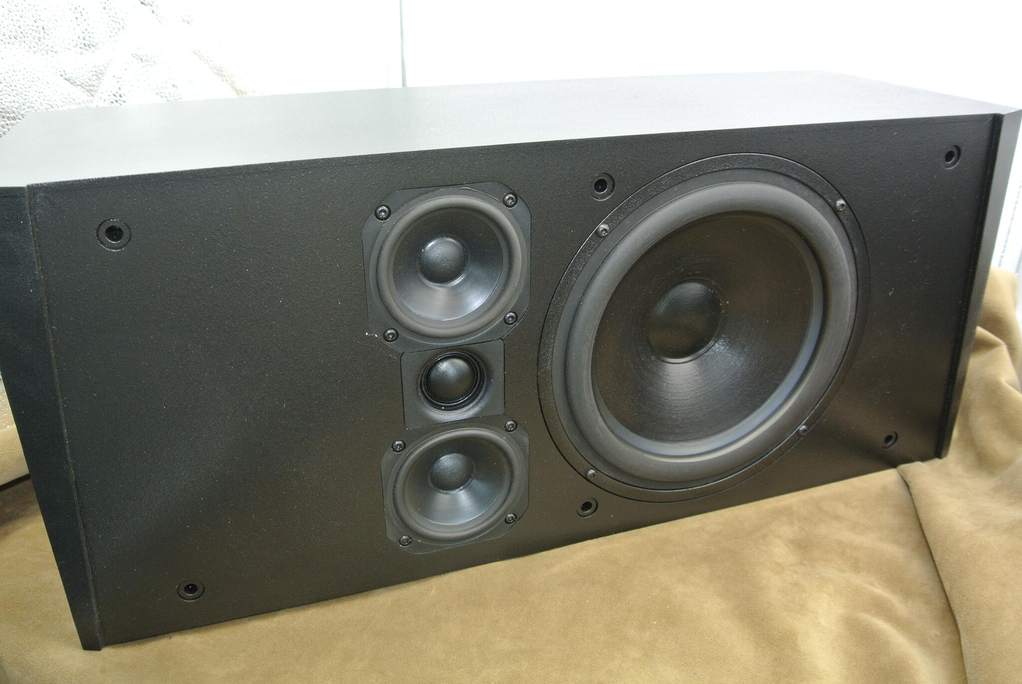 TRIAD Gold Horizontal Center Channel Home Theater Speaker Loudspeaker