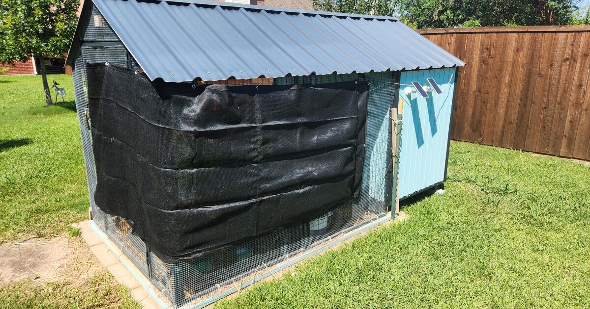 LARGE Chicken Coop FREE for Free in Carrollton, TX For Sale & Free
