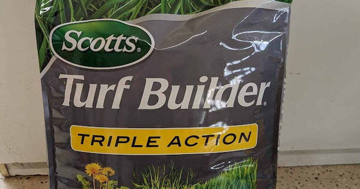 Scotts Turf Builder Triple Action - $70 OBO for $70 in Franklin, TN