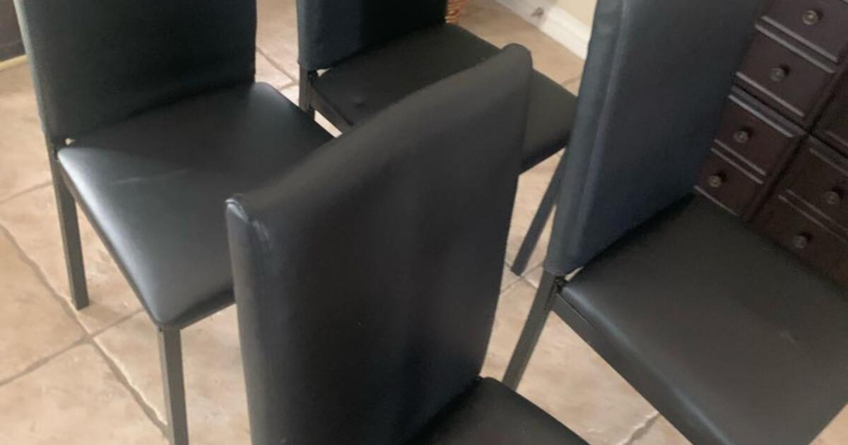 Free Table Free Chairs For Free In Frisco TX For Sale Free Nextdoor   Fcd7ff0812234b554779fc6063658aef .crop1200x630 