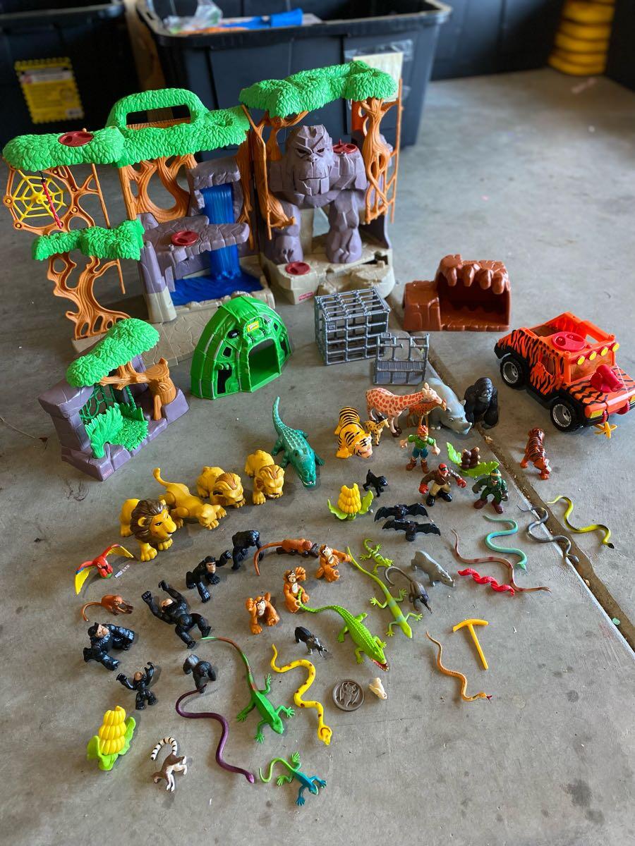 Imaginext gorilla hot sale mountain animals