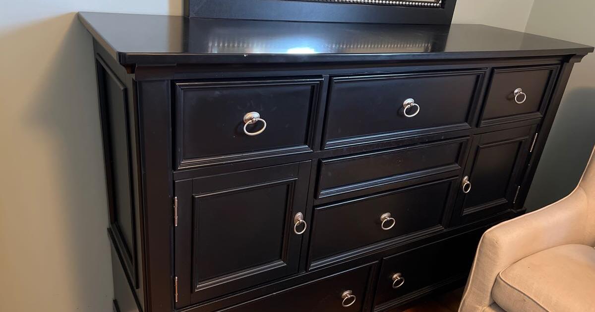 Black Dresser for 200 in Nashville, TN Finds — Nextdoor