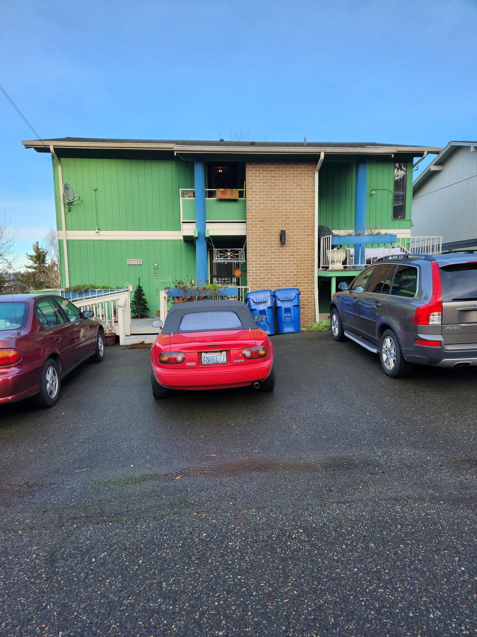 North Queen Anne Hill Apartment for Rent for 2200 in Seattle, WA For