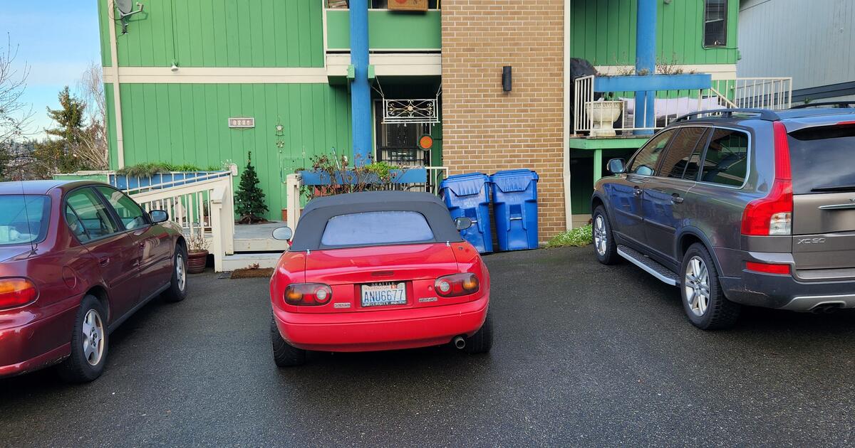 North Queen Anne Hill Apartment for Rent for 2200 in Seattle, WA For