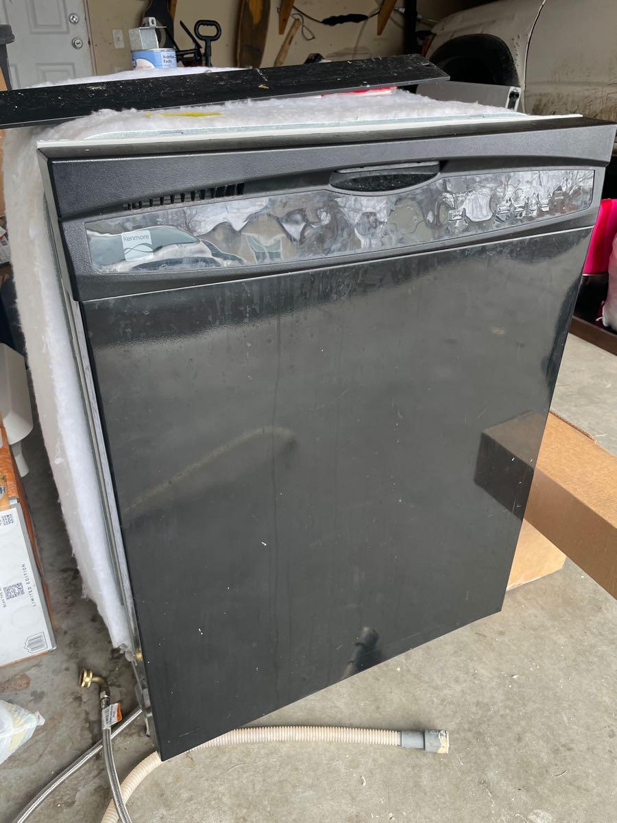 Dishwasher stopped working, free for Free in Belgrade, MT For Sale