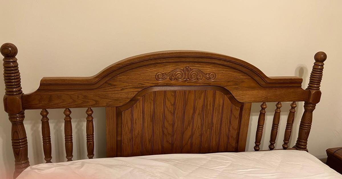 Bedroom furniture for 150 in Champaign, IL For Sale & Free — Nextdoor