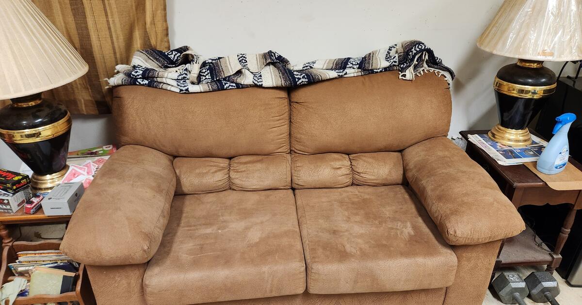 couch and loveseat for 5 in Winston Salem, NC Finds — Nextdoor