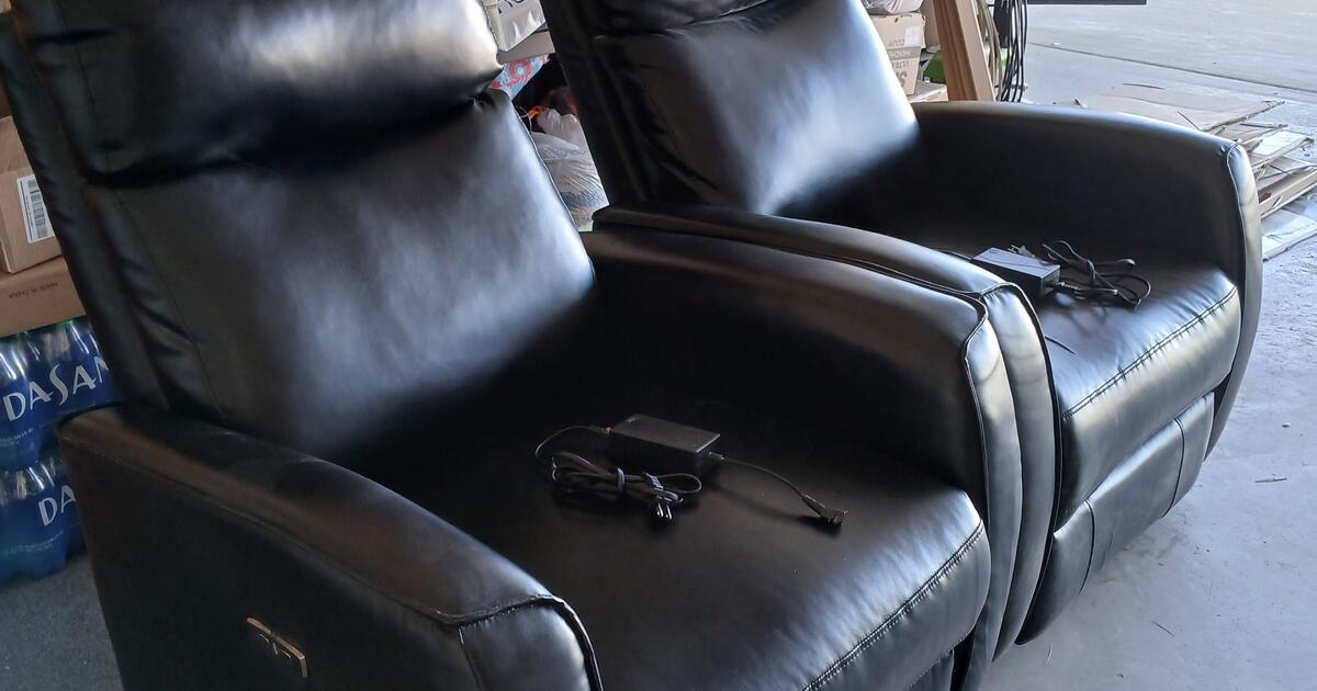 2 POWER RECLINERS for 150 in El Paso, TX For Sale & Free — Nextdoor