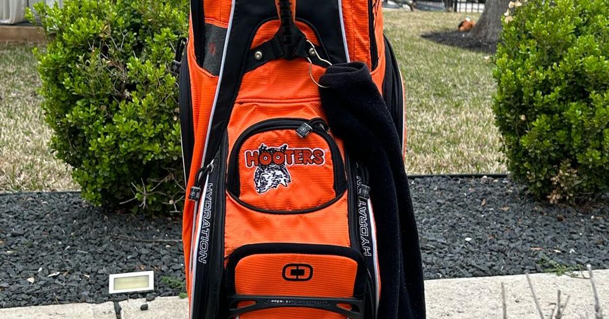 Hooters golf bag for 100 in Austin, TX For Sale & Free — Nextdoor