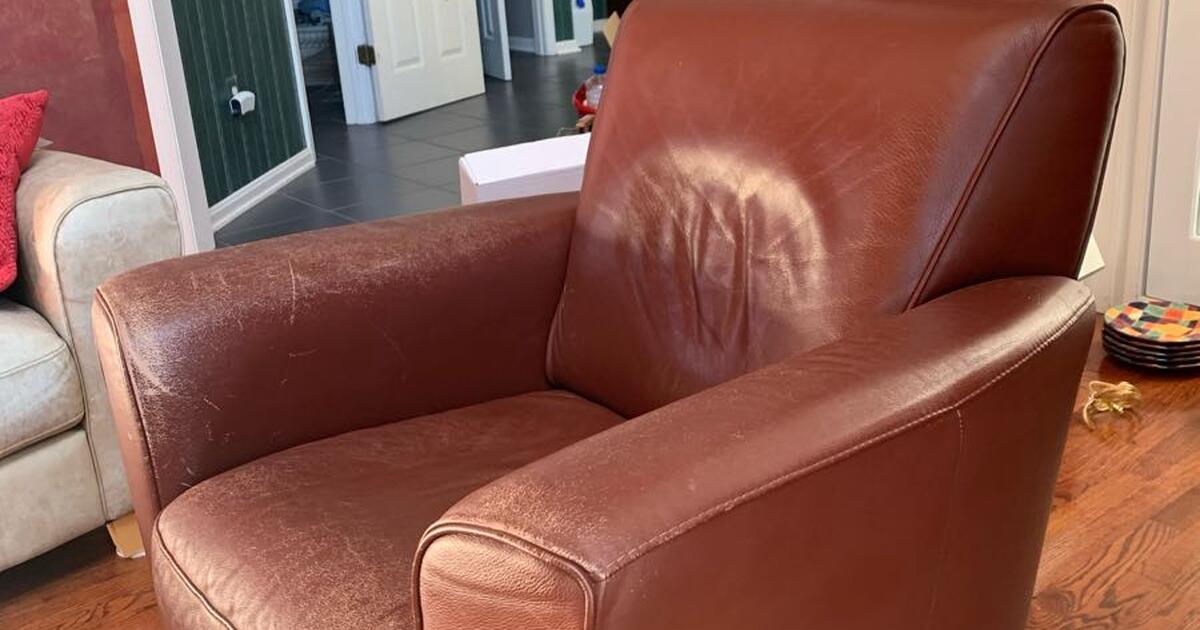Leather Armchair For 60 In Fredericksburg VA Finds Nextdoor