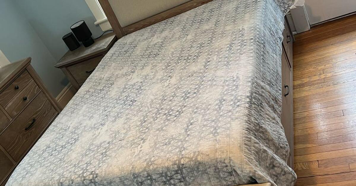 Full Size Gently Used Bedroom Set for 555 in Raleigh, NC Finds