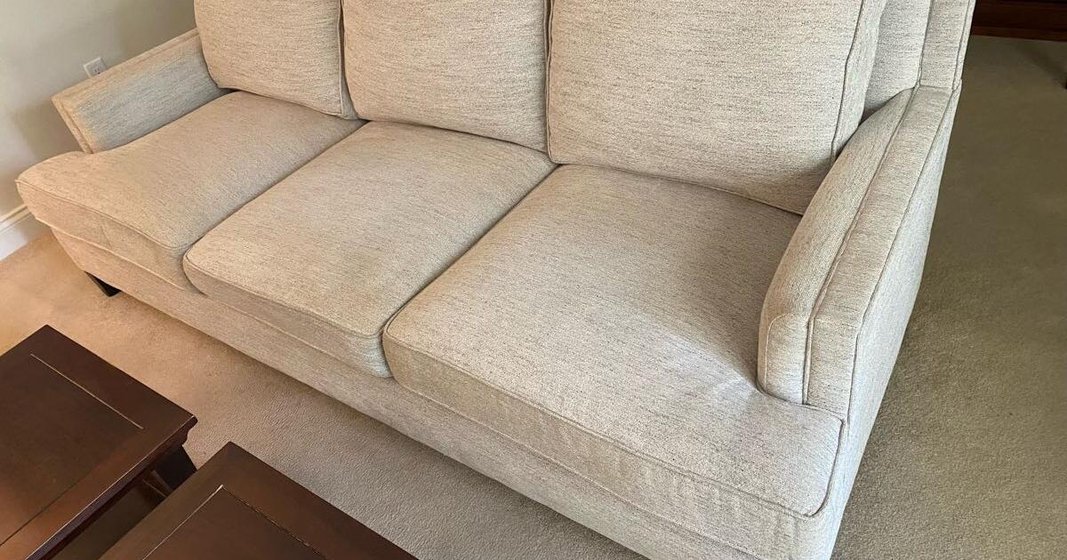 Bernhardt Couch and Chair in Orlando, FL For Sale & Free — Nextdoor