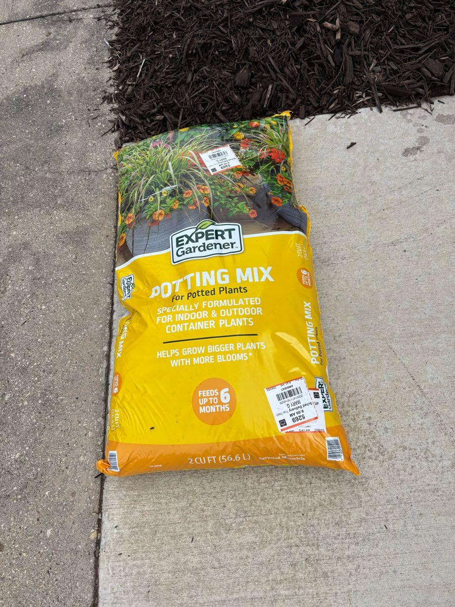 Expert Gardener Potting Mix For Free In Appleton, WI | For Sale & Free   Nextdoor