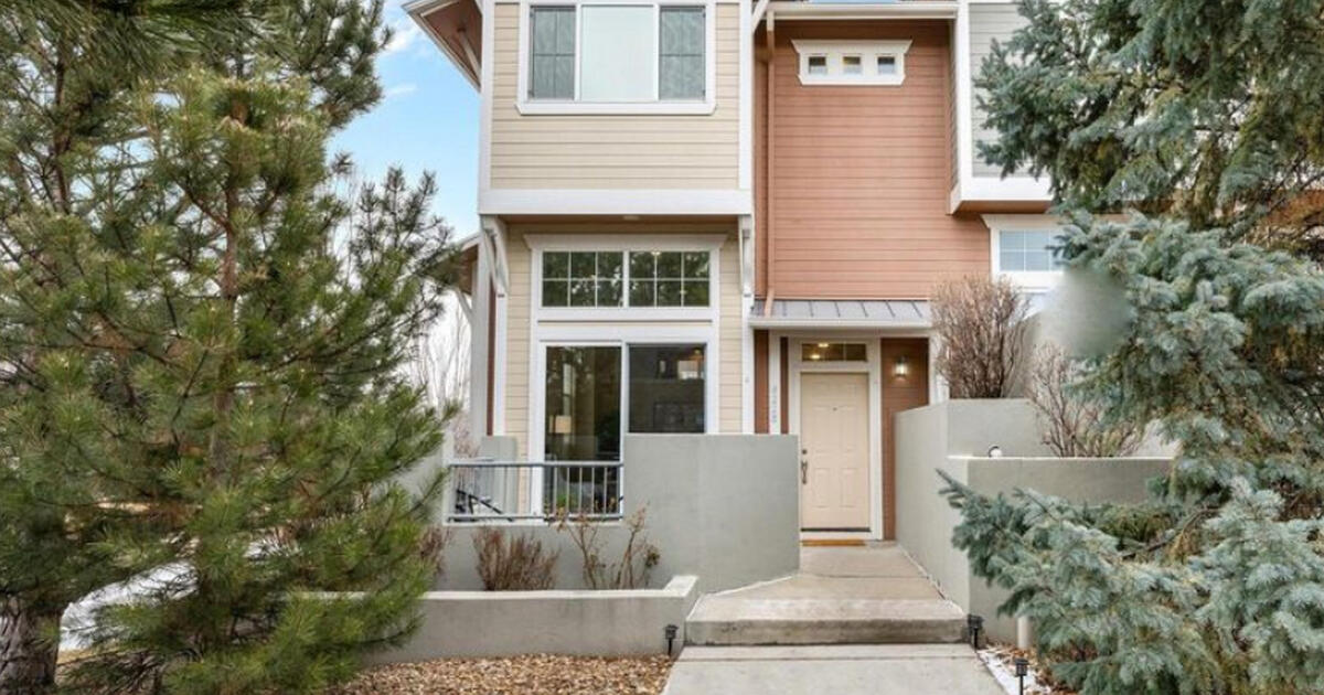 Renaissance Townhome for Rent for 2750 in Niwot, CO For Sale & Free — Nextdoor