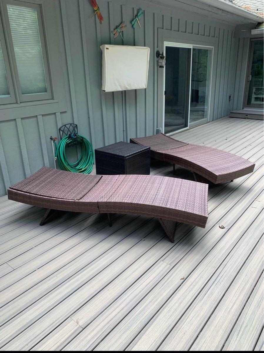 Outdoor Recliners with side table for 250 in Raleigh, NC For Sale