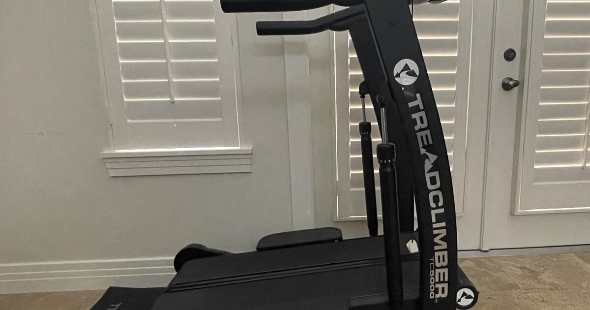 Great Condition Nautilus Treadclimber TC5000 for 800 in Naples, FL