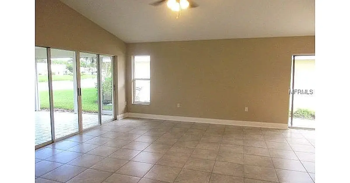 3/2/2 Single Family home Plantation G&CC Venice FL for 405825 in Venice, FL For Sale & Free