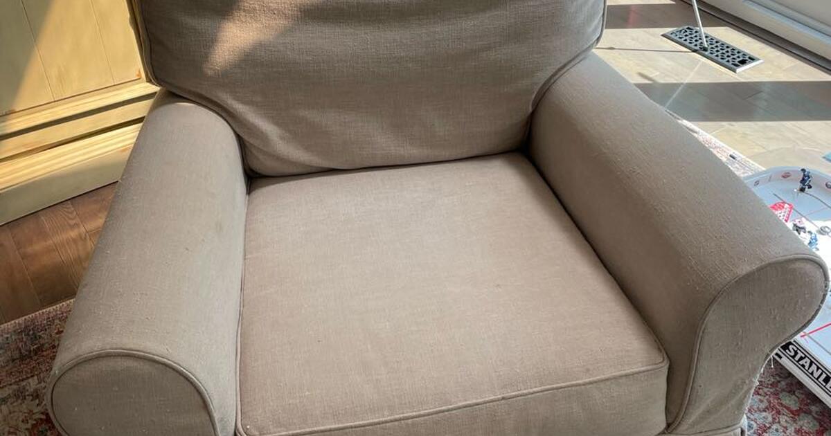 Pottery Barn Glider for 50 in Mill Valley, CA Finds — Nextdoor