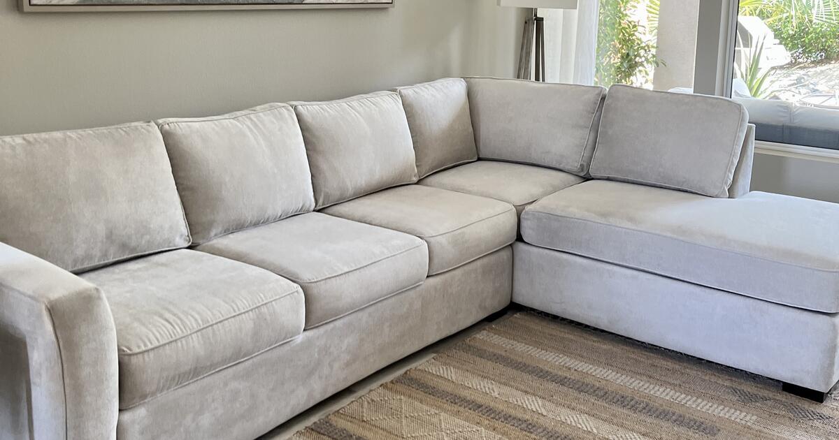 Sectional Sofa With Sleeper for 800 in Palm Desert, CA Finds — Nextdoor